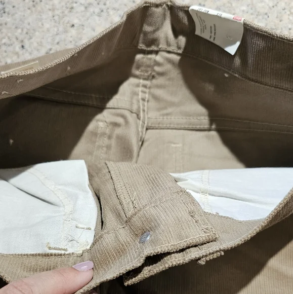 Vintage LEVIS 519 Corduroy Tan Straight Leg Pants 30X31 NWT